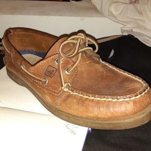 Sperry boat shoes